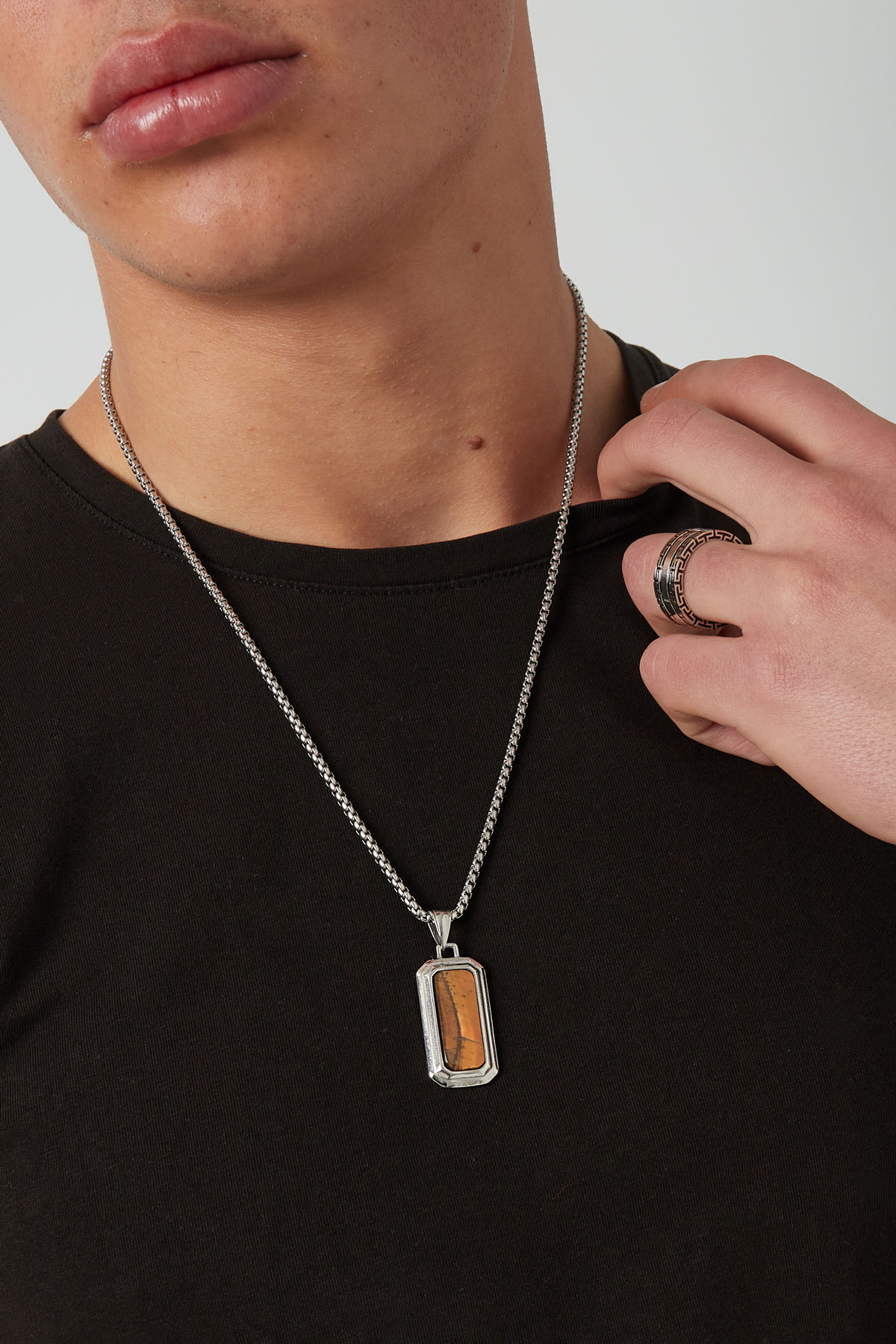 Men's necklace with pendant - brown Picture6